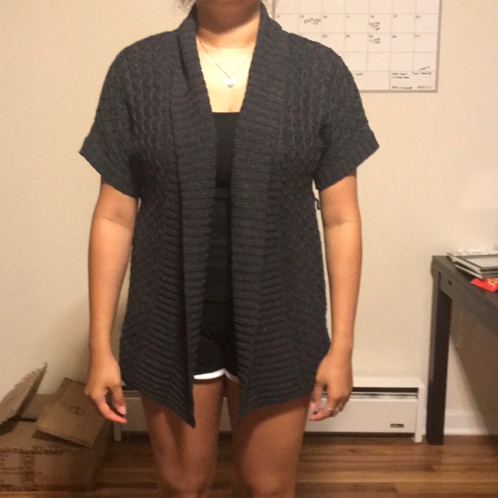 Short-Sleeved Sweater